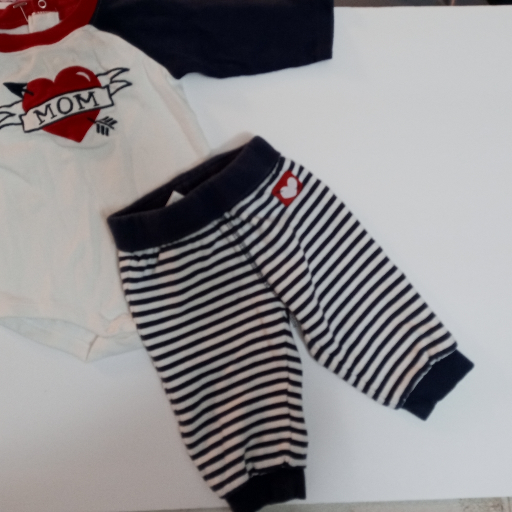 Two piece set Gymboree
